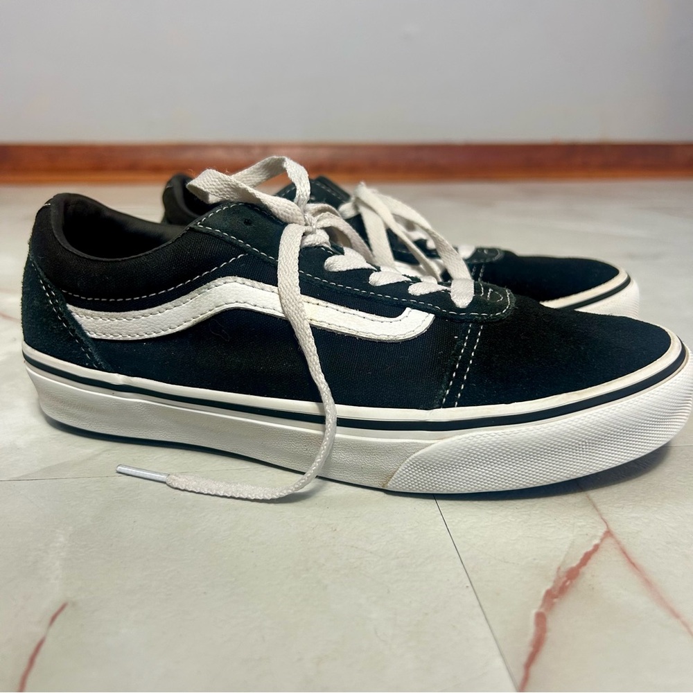 Vans Kids Sneakers - Black Canvas with White Trim